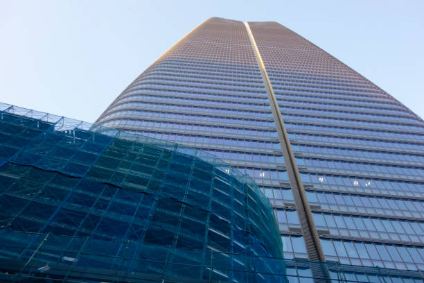 istock A modern modern building in a cutting-edge city 1471779726