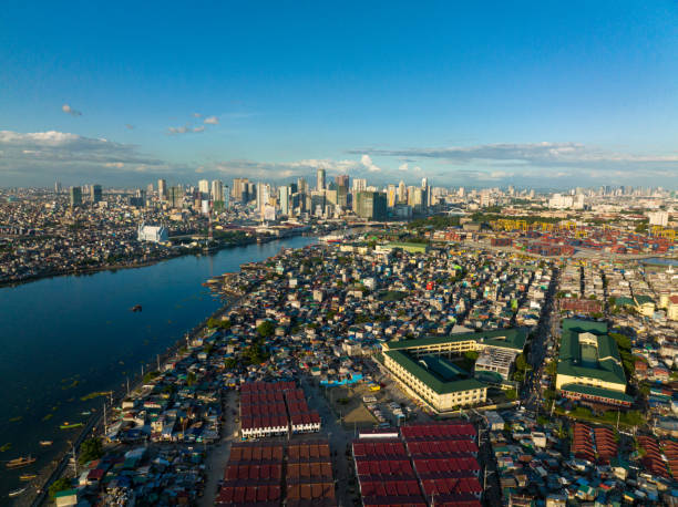 manila, a capital das filipinas. - manila philippines makati city - fotografias e filmes do acervo