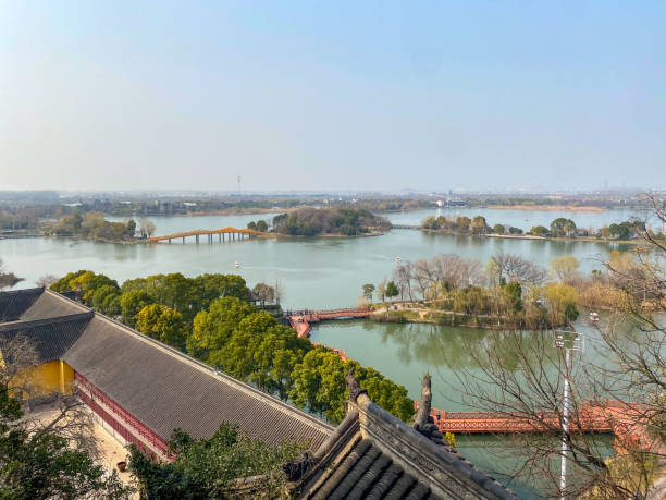 les paysages de zhenjiang et danyang, jiangsu, chine - zhenjiang photos et images de collection