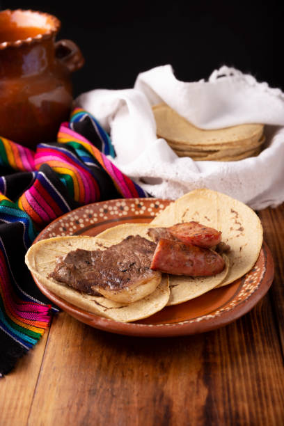 istock Homemade Carne Asada con Chorizo Tacos 1471798779