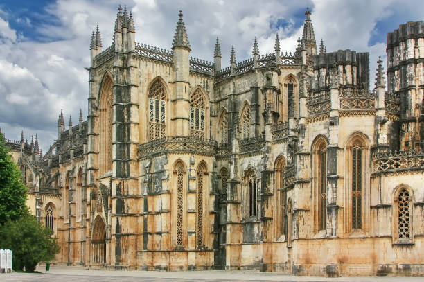istock Batalha Monastery, Portugal 1471821236