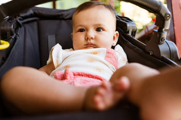 istock Baby girl 1471827097