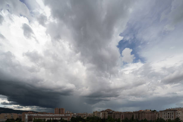 istock PHOTOSHOP SKIES 1471852207