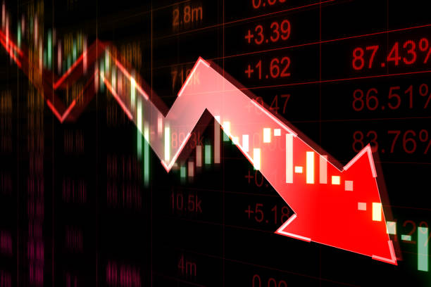 istock Bearish market and trading concept with perspective view on digital graphic falling red arrow on dark technological background with forex chart indicators. 3D rendering 1471902130
