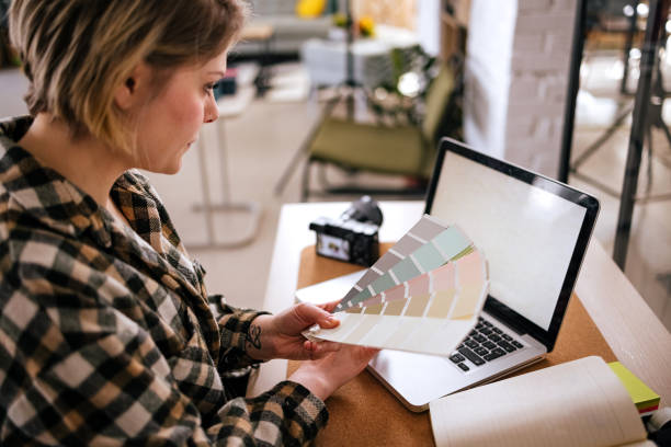 istock Employed woman working in photo studio 1471902296