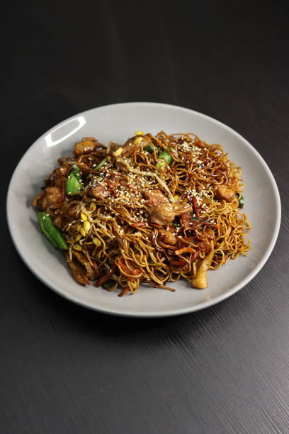 istock Cantonese Soy Sauce Chow Mein Instant Noodles 1471910998
