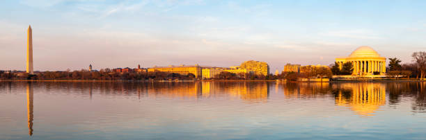 istock Washington DC, USA during the Golden Hour. 1471918988