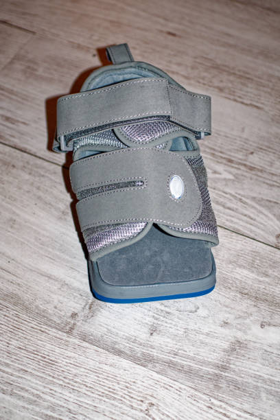 istock Relief shoe for use after foot surgery 1471931472