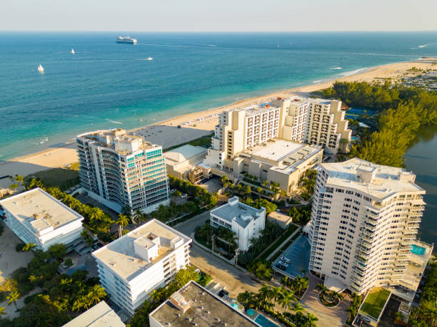 istock Aerial photo Condominiums and beachfront resorts 1471944423
