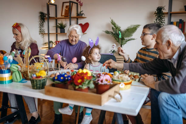 istock Multi-Generation Family preparing Easter decoration together at home 1471950604