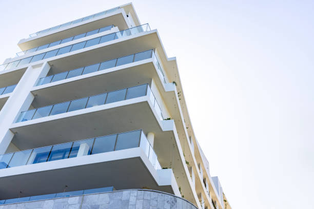 istock Closeup new, modern apartment building, background with copy space 1471954269