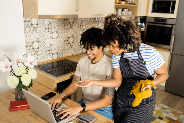 istock Young couple is managing their household finances 1471967819