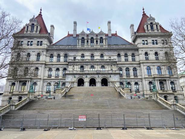 istock New York State Capitol Building 1471971153