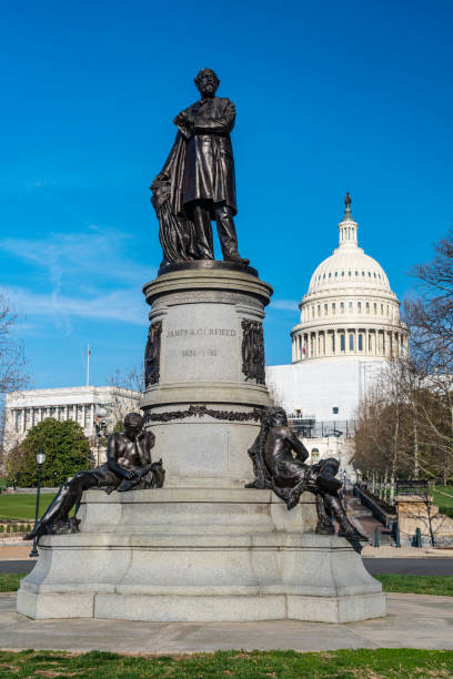 istock Garfield Monument in Washington DC, USA. The monument was erected in 1887. 1472010842