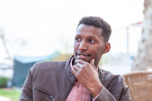 istock Portrait of afro men 1472023908