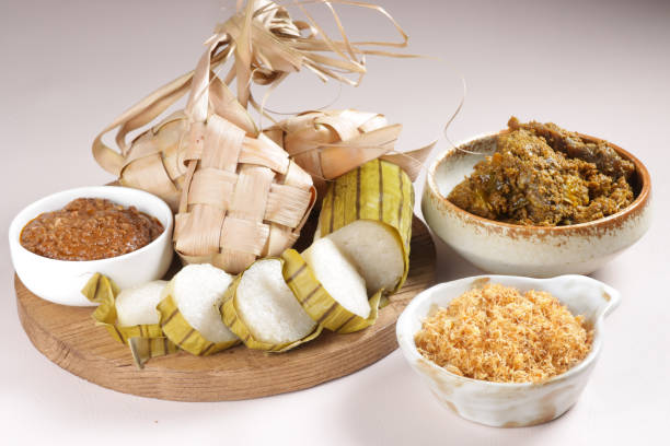 istock Malaysian  Lemang, Ketupat 1472054128