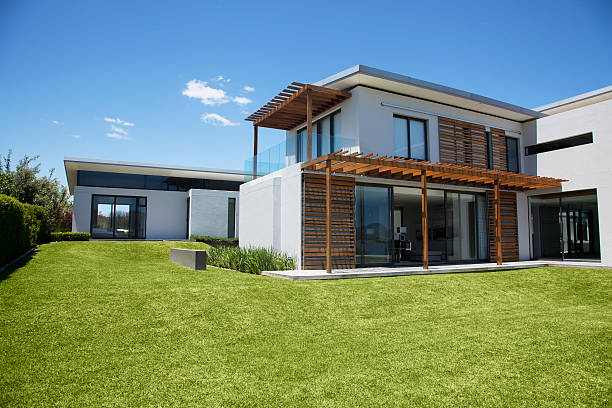 Modern house and yard  cape town photos stock pictures, royalty-free photos & images