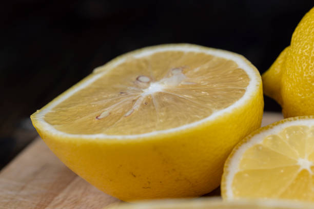 istock Juicy ripe lemon cut into pieces 1472100691