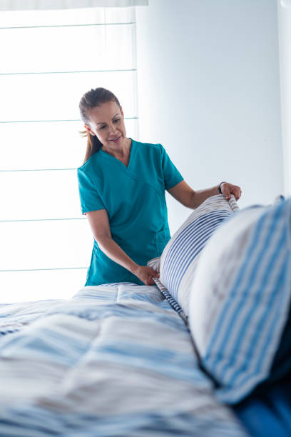 istock Latin American maid working at a hotel 1472107760