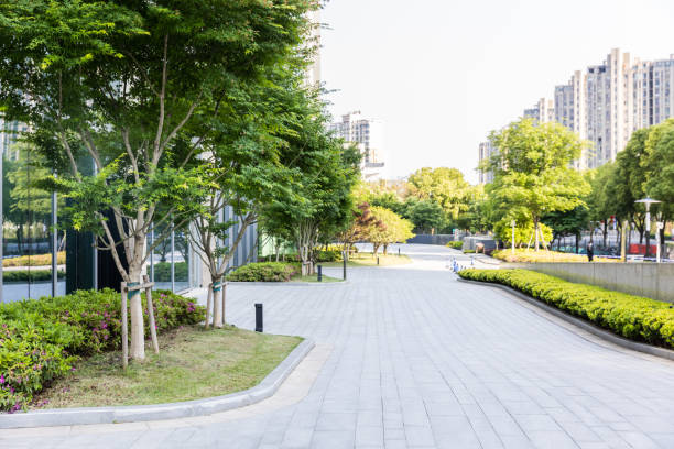 istock City financial district street 1472113541