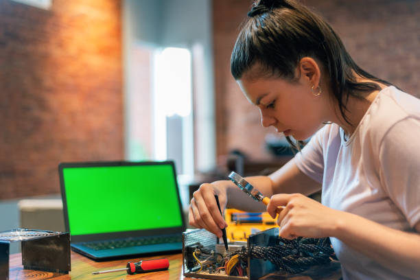 istock Woman studying repair with copy space 1472119777
