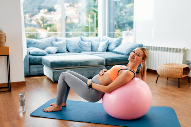 istock Pregnant woman at home 1472123078