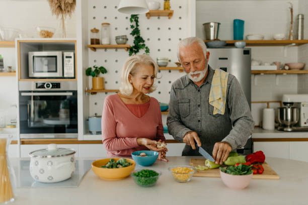 istock Preparing our own food 1472236471