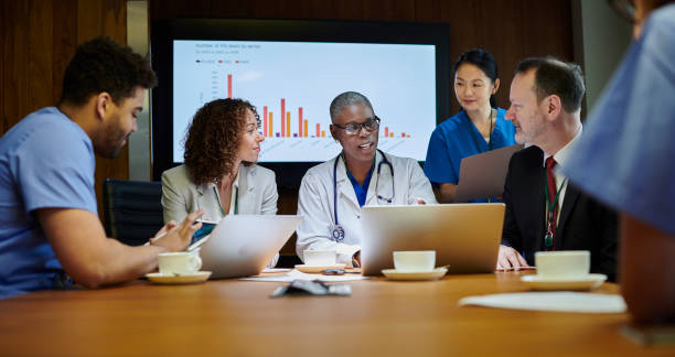 istock business medical meeting 1472298982