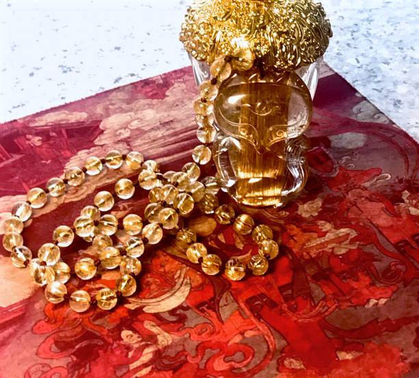 istock Golden Rutilated crystal pendant 1472318906