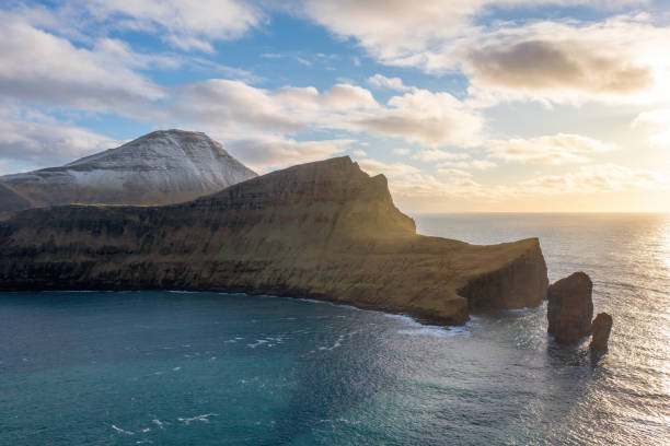 istock Drangarnir, Vagar, Faroe Islands 1472319590