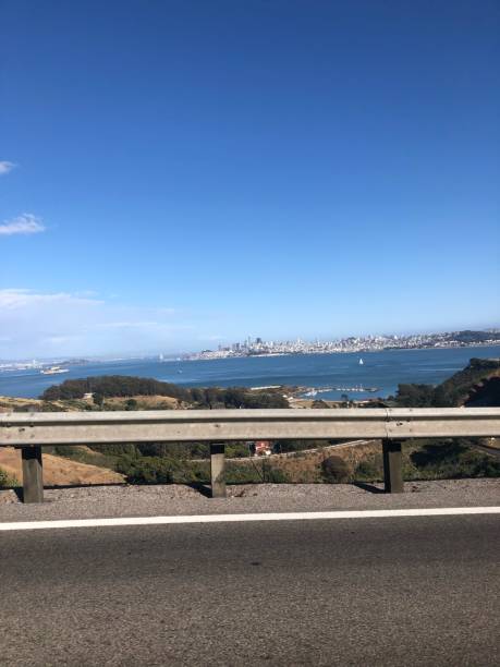 istock San Francisco view from a distance - driving 1472324798