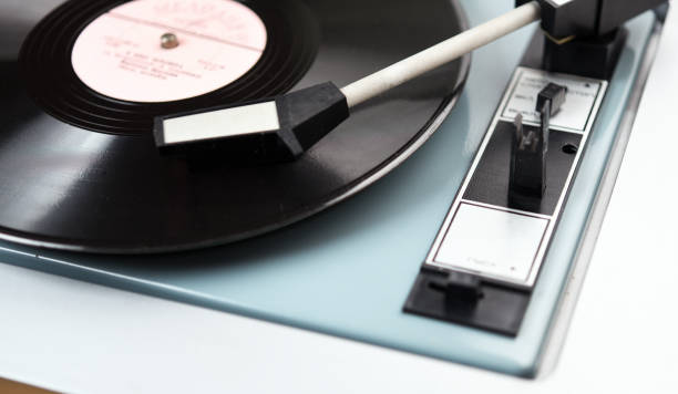 istock Vintage turntable with radio tuner. 1472355521