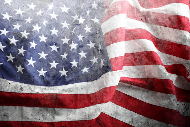 istock Grunge American flag 1472358515