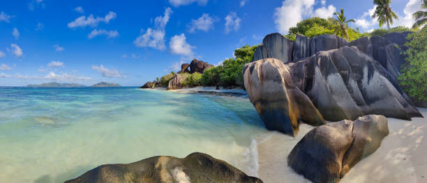 istock Panoramic view of Beach Anse Source d'Argent, La Digue, Seychelles 1472359429