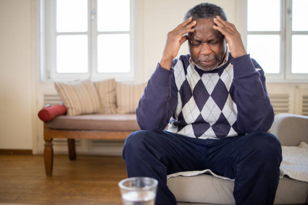 istock Senior man in pain 1472379396