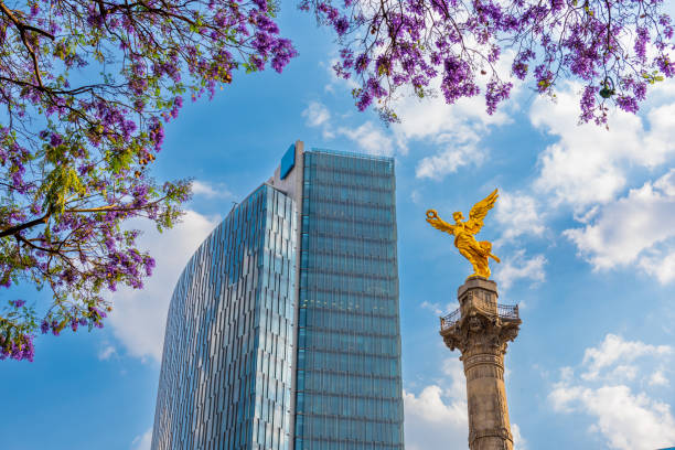 istock The angel of independence 1472424089