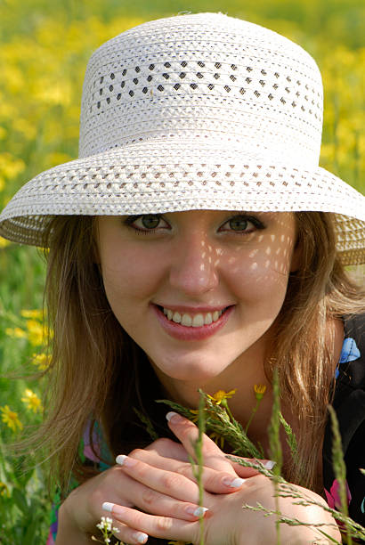 istock portrait  girl 147242963