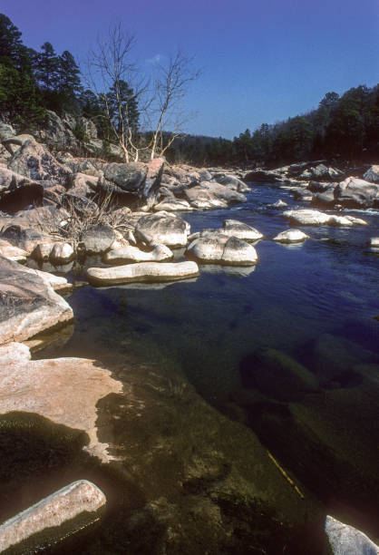 millstream gardens - água parada vertical - 2005 - slide rock state park - fotografias e filmes do acervo