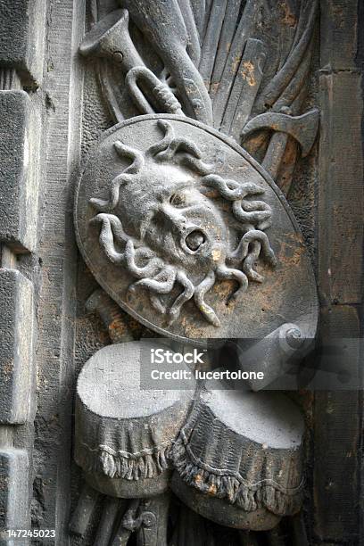 Dresden Medusa Foto de stock y más banco de imágenes de Alemania - Alemania, Arco - Característica arquitectónica, Ciudades capitales