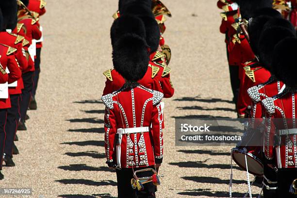 Foto de Exército Banda De Fanfarramarcial e mais fotos de stock de Guarda de Honra - Soldado - Guarda de Honra - Soldado, Londres - Inglaterra, Grupo de entretenimento