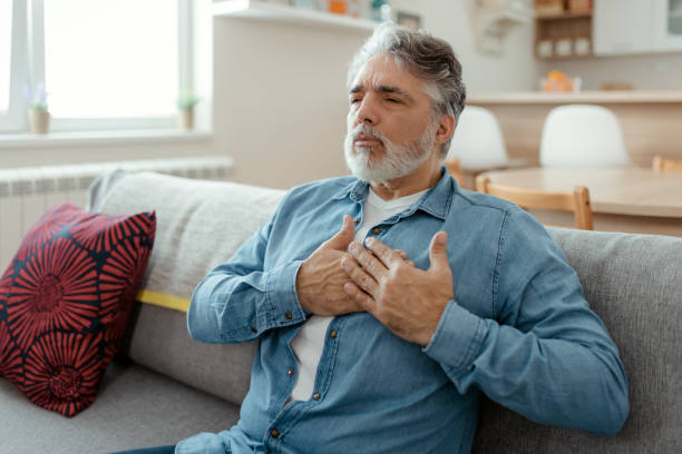 istock Pain in His Chest 1472480424