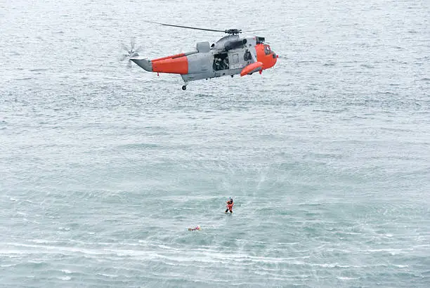 Coast guard rescuing stranded yachtsmen
