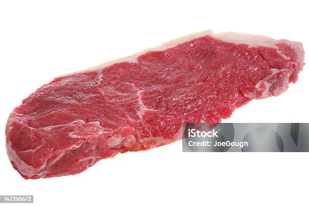 Rohe Steak Stockfoto und mehr Bilder von Fleisch - Fleisch, Fotografie, Freisteller – Neutraler Hintergrund