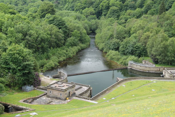 istock Large Reservoir Earth Dam. 1472508765