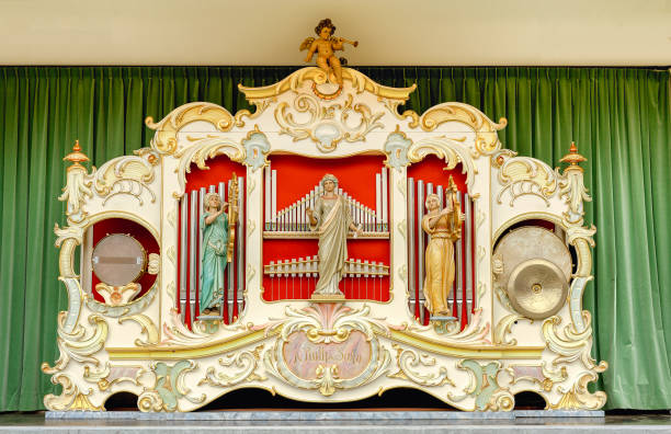 Dutch street organ Famous Dutch street organ hurdy gurdy stock pictures, royalty-free photos & images