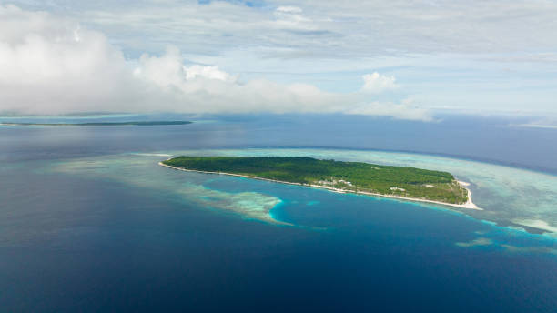 istock Island with beautiful beach. Philippines 1472513700