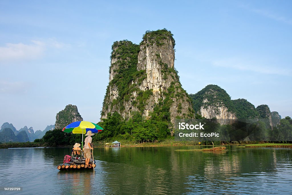 Radeau de bambou, Chine - Photo de Radeau libre de droits