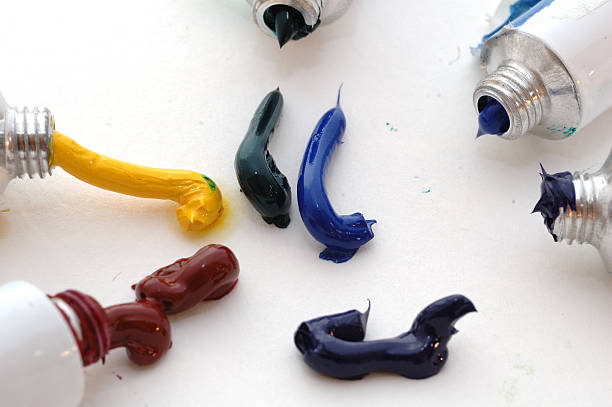 Tube oil color in white