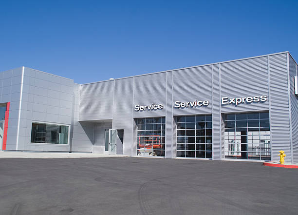 Automobiles Serum Station automobile service station auto shop exterior stock pictures, royalty-free photos & images