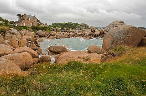 istock House on the rocks, pt. 2 147259568